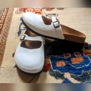Birkenstock Maria clogs sz 41 US10 11 white NWOT